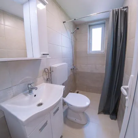 Smestaj Milutinn * ソコバニャ