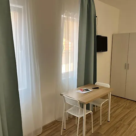 Smestaj Milutinn Apartment *