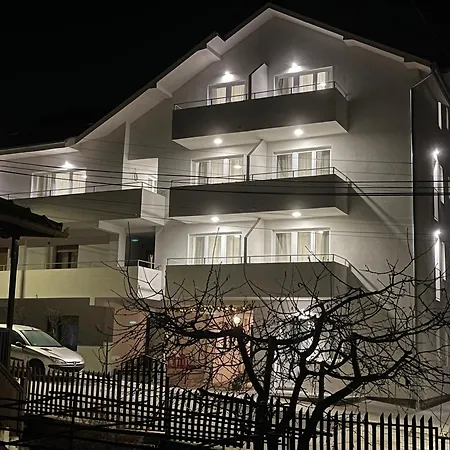 Smestaj Milutinn ソコバニャ