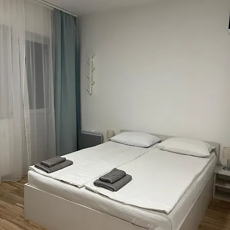 Smestaj Milutinn Apartman *