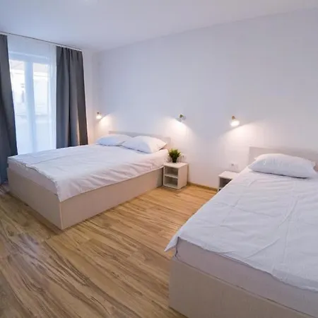 アパート Smestaj Milutinn *