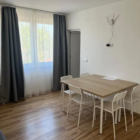 Smestaj Milutinn ソコバニャ