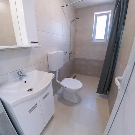 Smestaj Milutinn アパート *