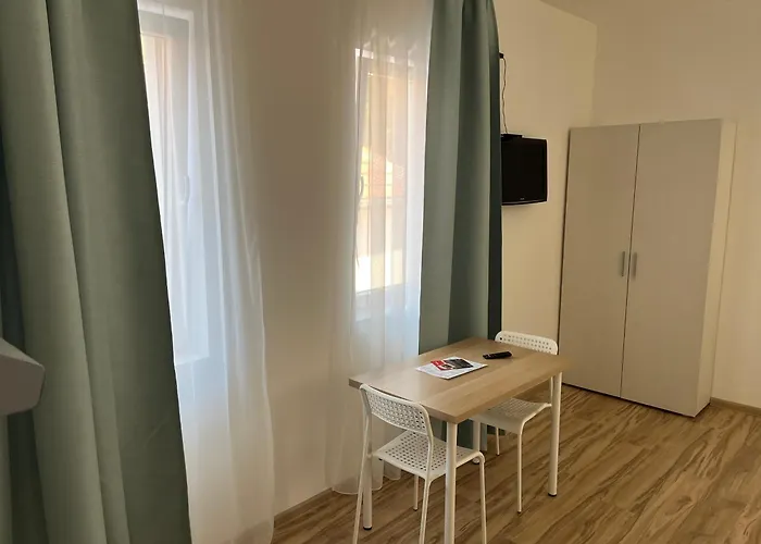 Smestaj Milutinn Apartamento *