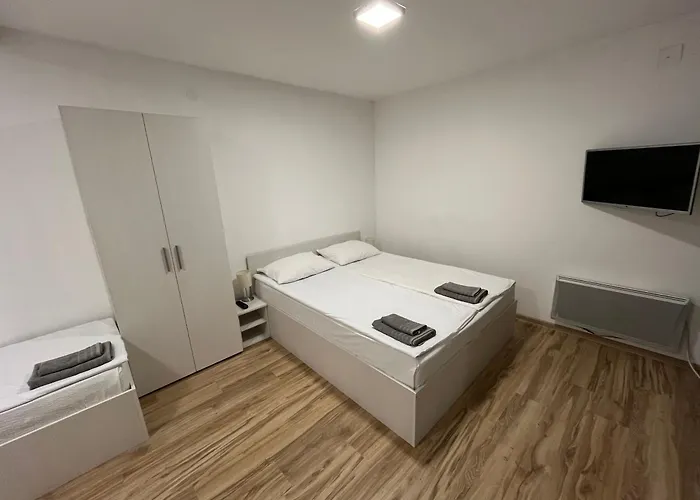 Apartamento Smestaj Milutinn *