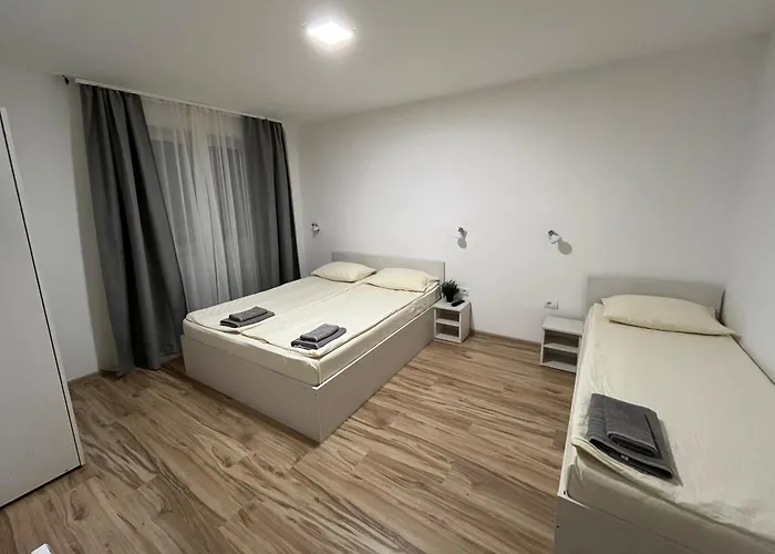 Smestaj Milutinn Apartamento