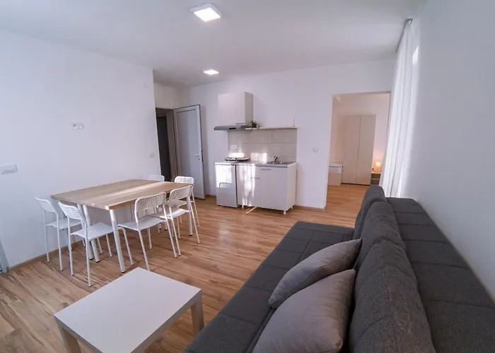 Smestaj Milutinn Apartamento Soko Banja