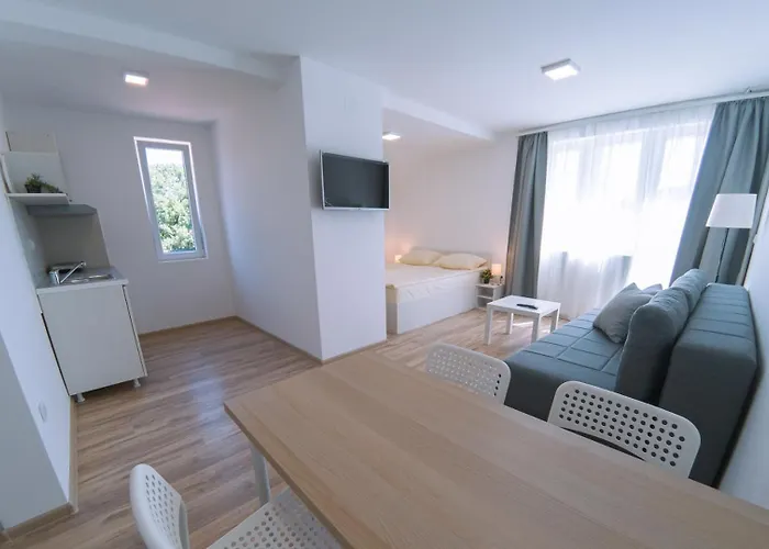 Smestaj Milutinn Apartamento